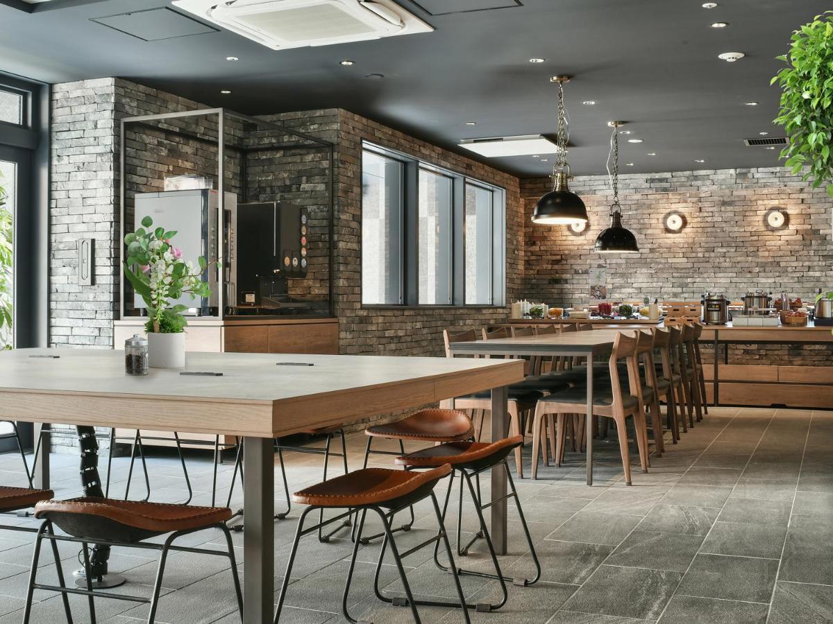Vessel Inn Namba Осака Экстерьер фото